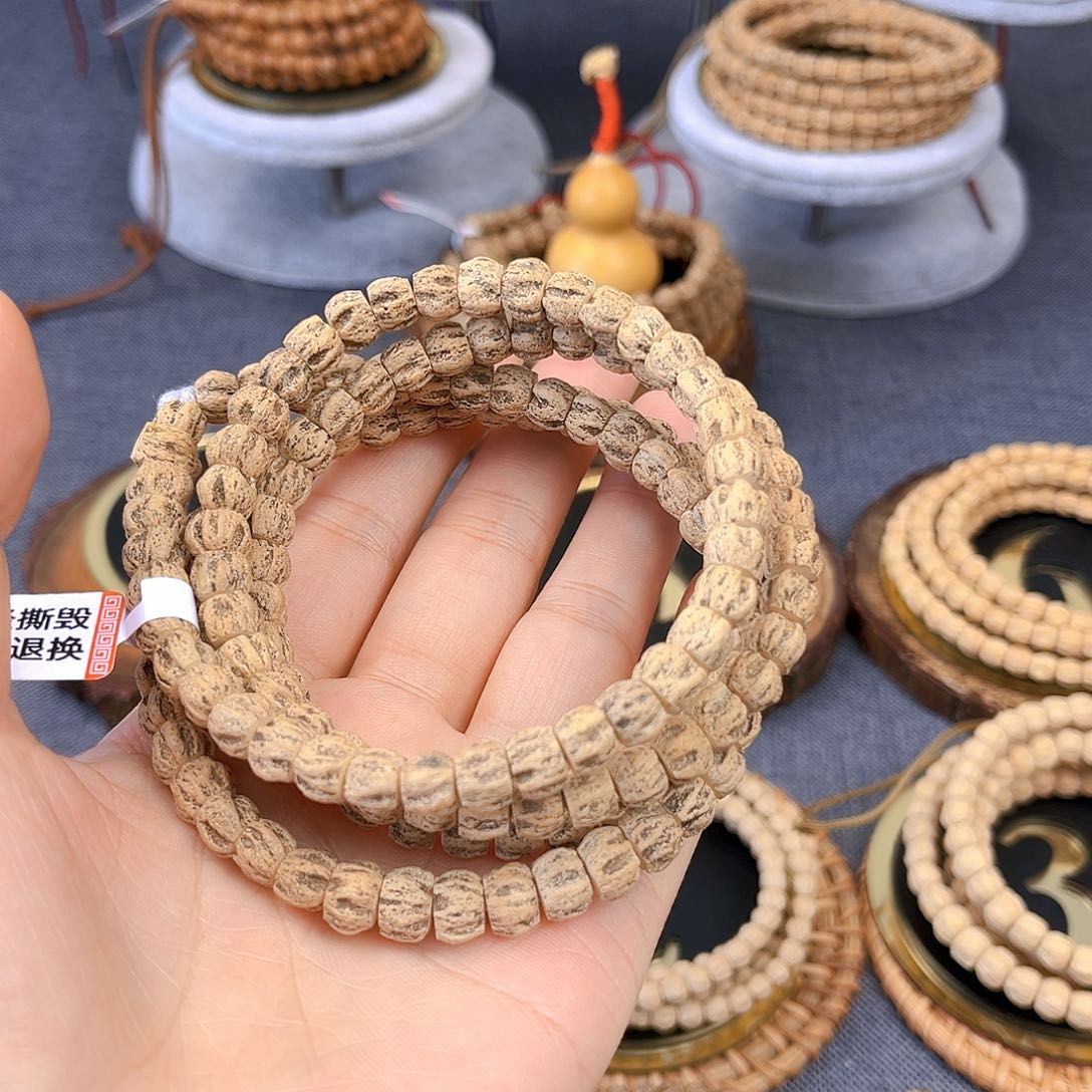 柏香籽/百香籽吊坠大*.