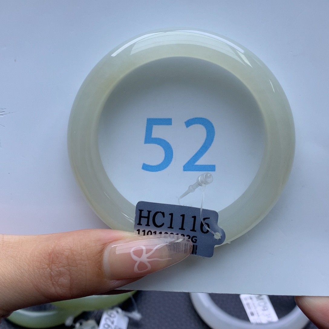 和田玉手镯未镶嵌简*点