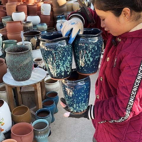 14口20高瑕疵盆子。