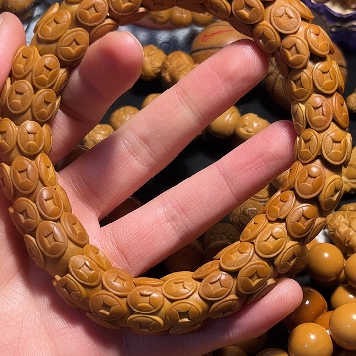 橄榄核手串/手链六帝钱