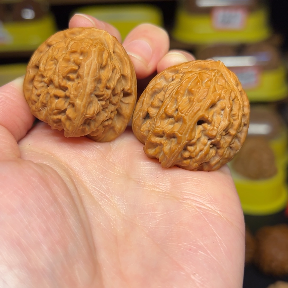 把件文玩核桃白狮子手捻