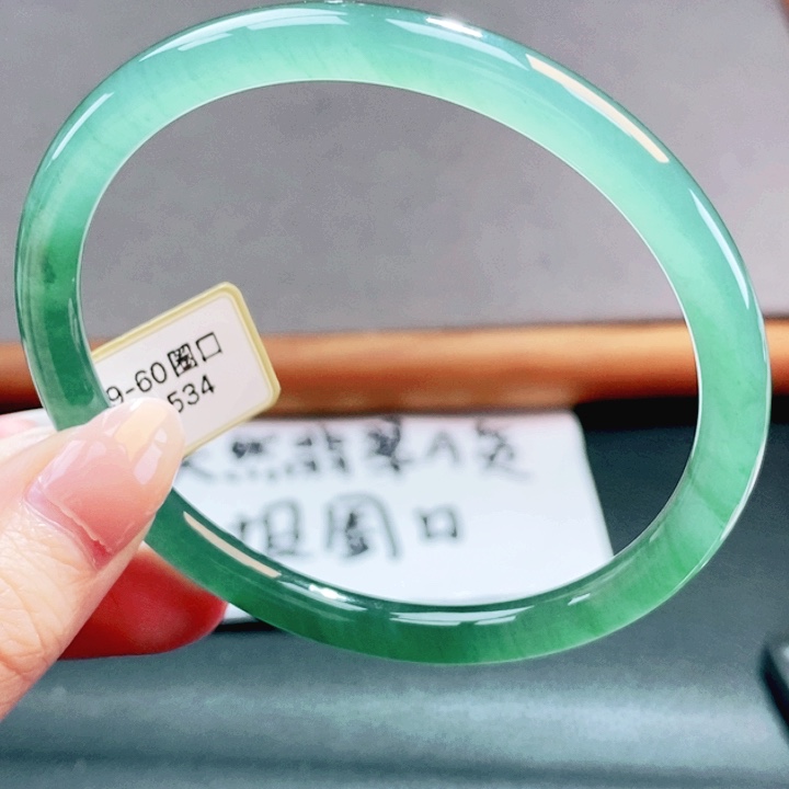 翡翠未镶嵌手镯翡翠手镯74