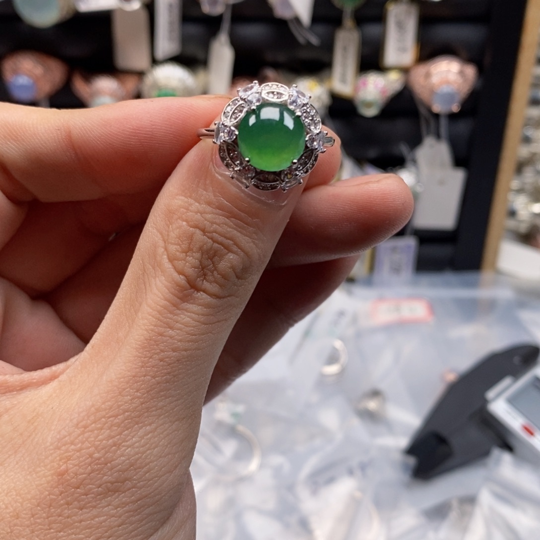 翡翠戒指银S925镶嵌度*天然缅甸翡翠a货