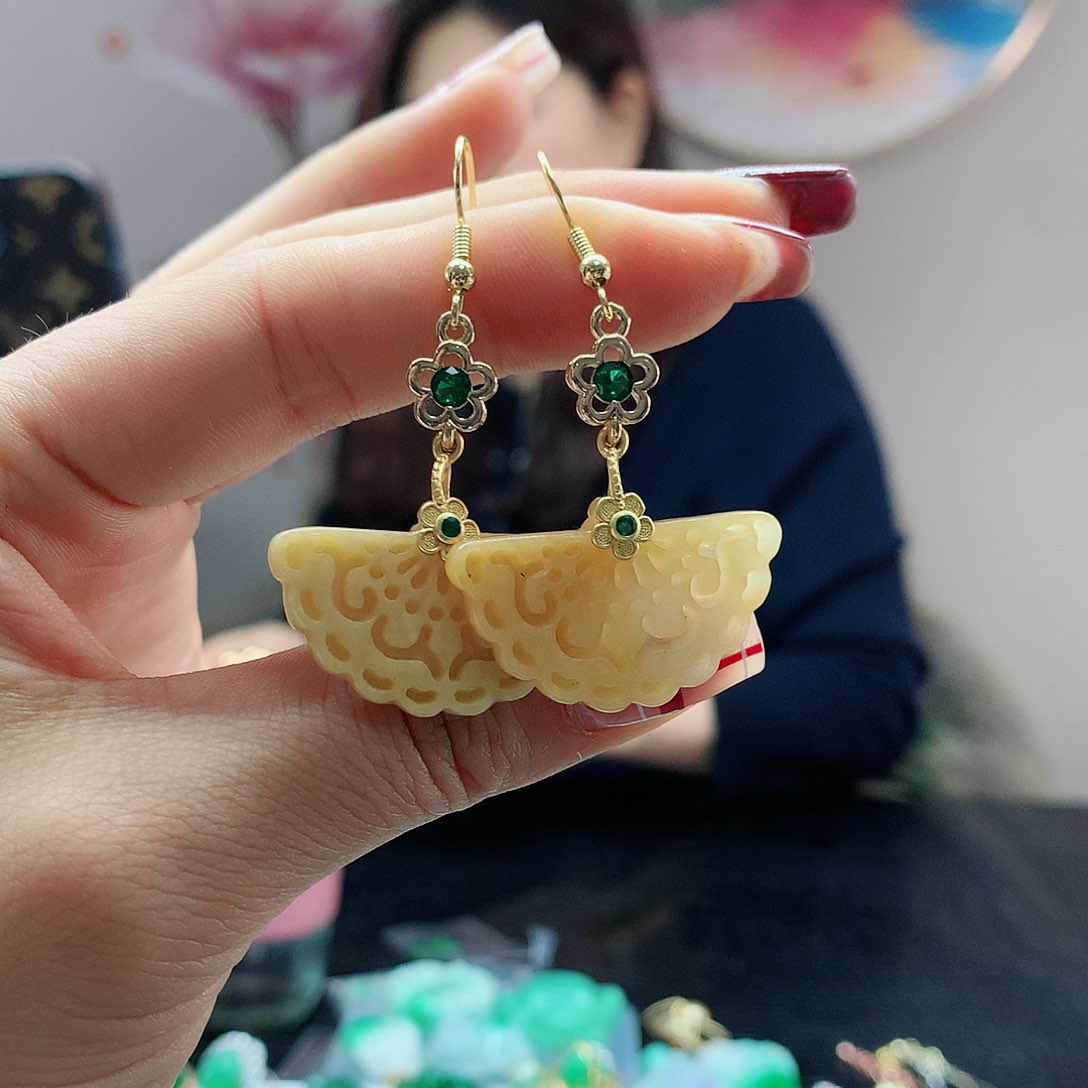 【闪购商品】翡翠耳饰未镶嵌，