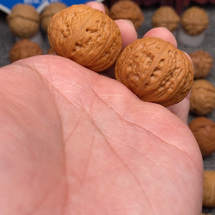 文玩核桃把件…………