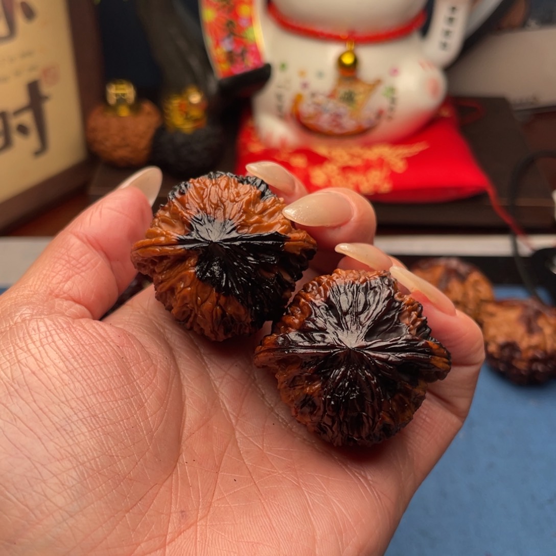 吊坠文玩核桃焦糖磨盘2