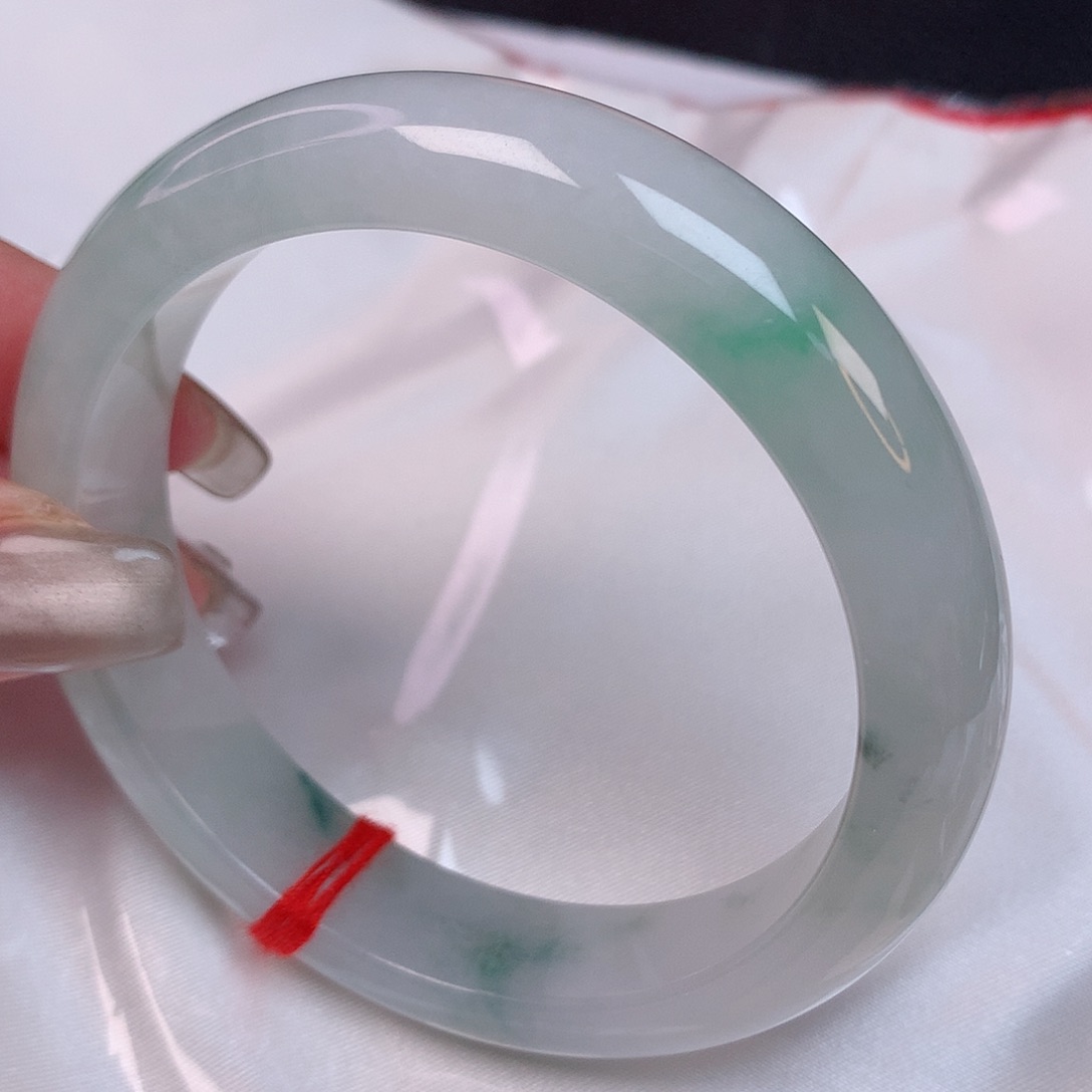 翡翠手镯未镶嵌60 翡翠手镯