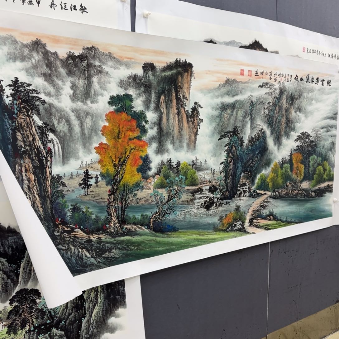 国画海**瑟邹强春 小八山水