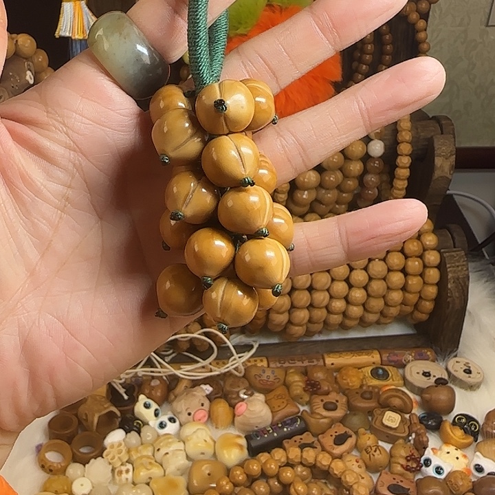 吊坠文玩核桃小葡萄微瑕介意勿拍不退不换