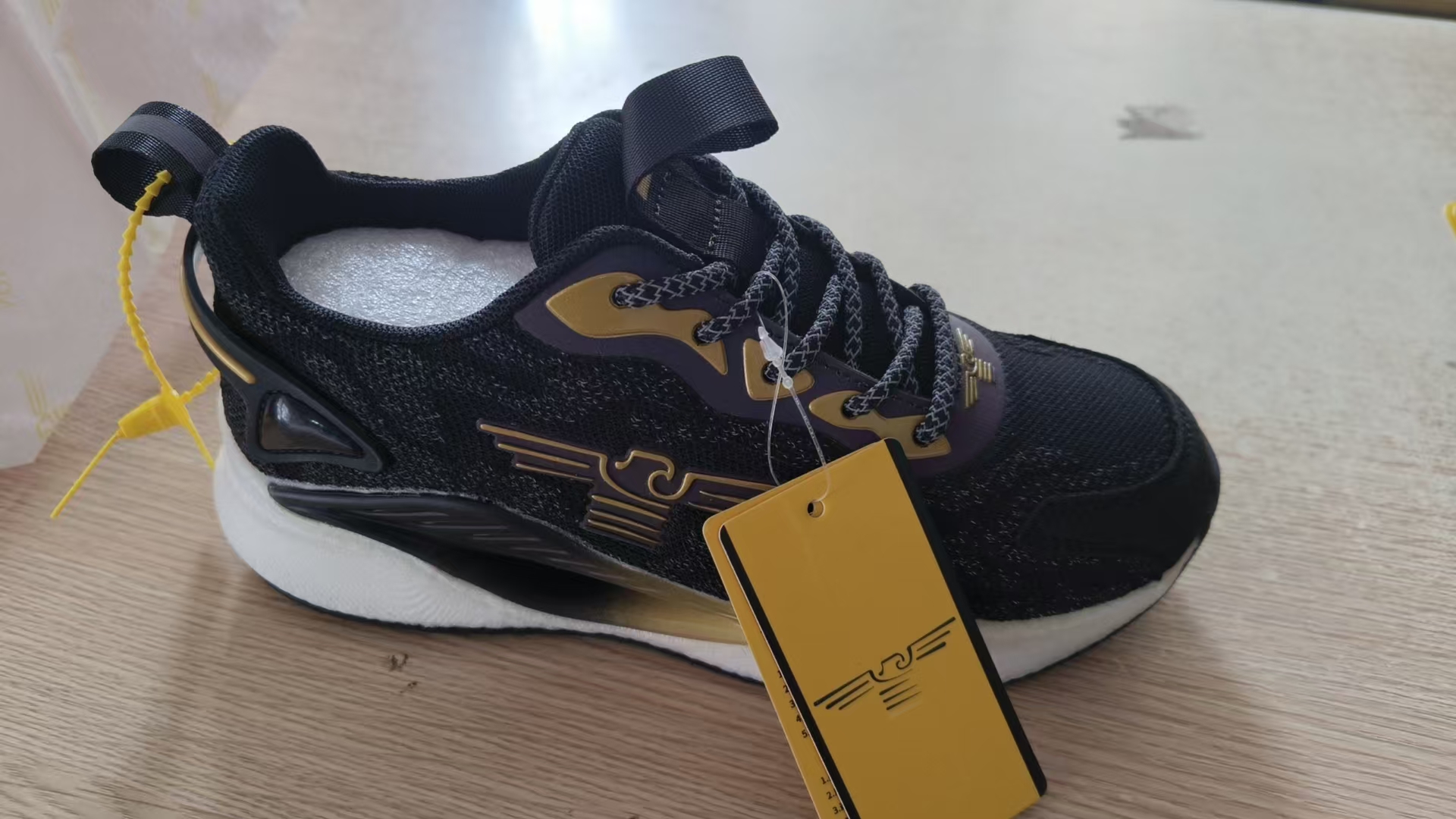 【028】断码孤品福利款时尚百搭潮流运动鞋