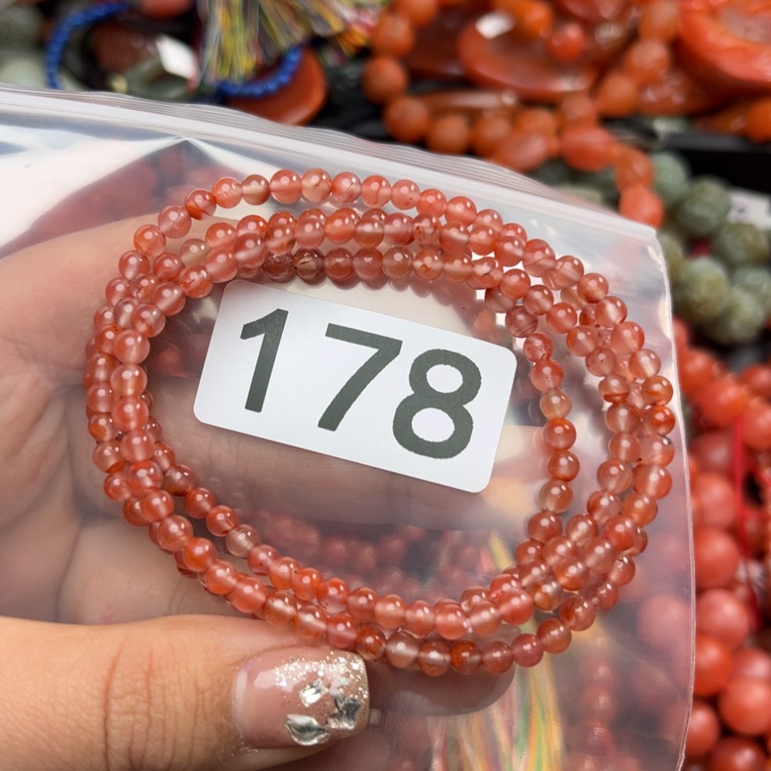 南红玛瑙珠宝奇石未镶嵌