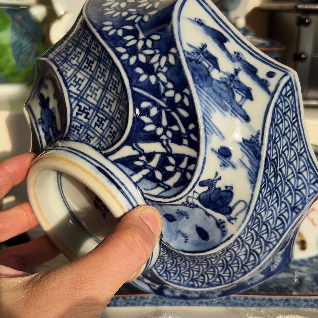 咖啡杯和茶杯也好好吃喔