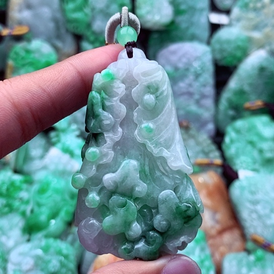 翡翠吊坠(不含链)未镶嵌