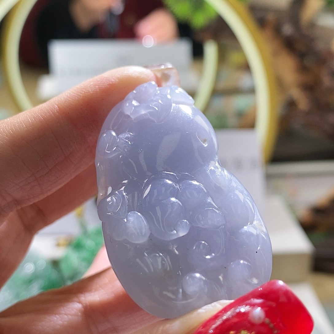 【闪购商品】翡翠颈饰未镶嵌瓜