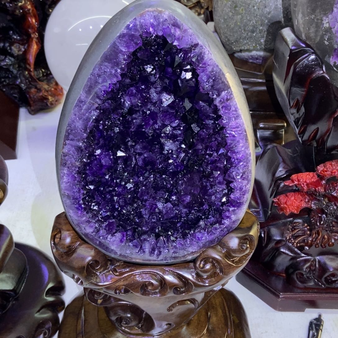 紫晶未镶嵌大型摆件（非配饰）潘