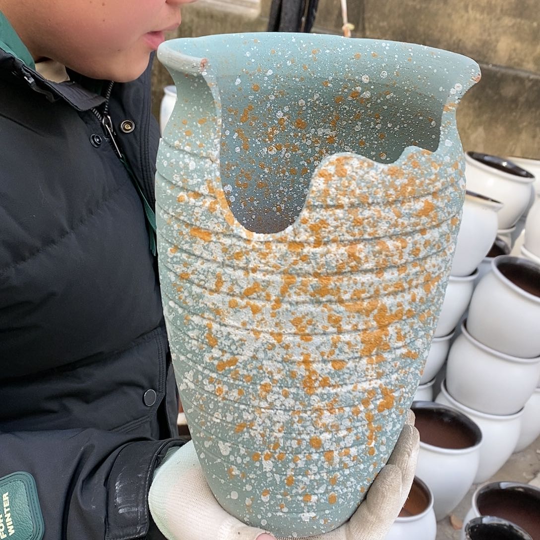 紫砂花盆瑕疵口15高25