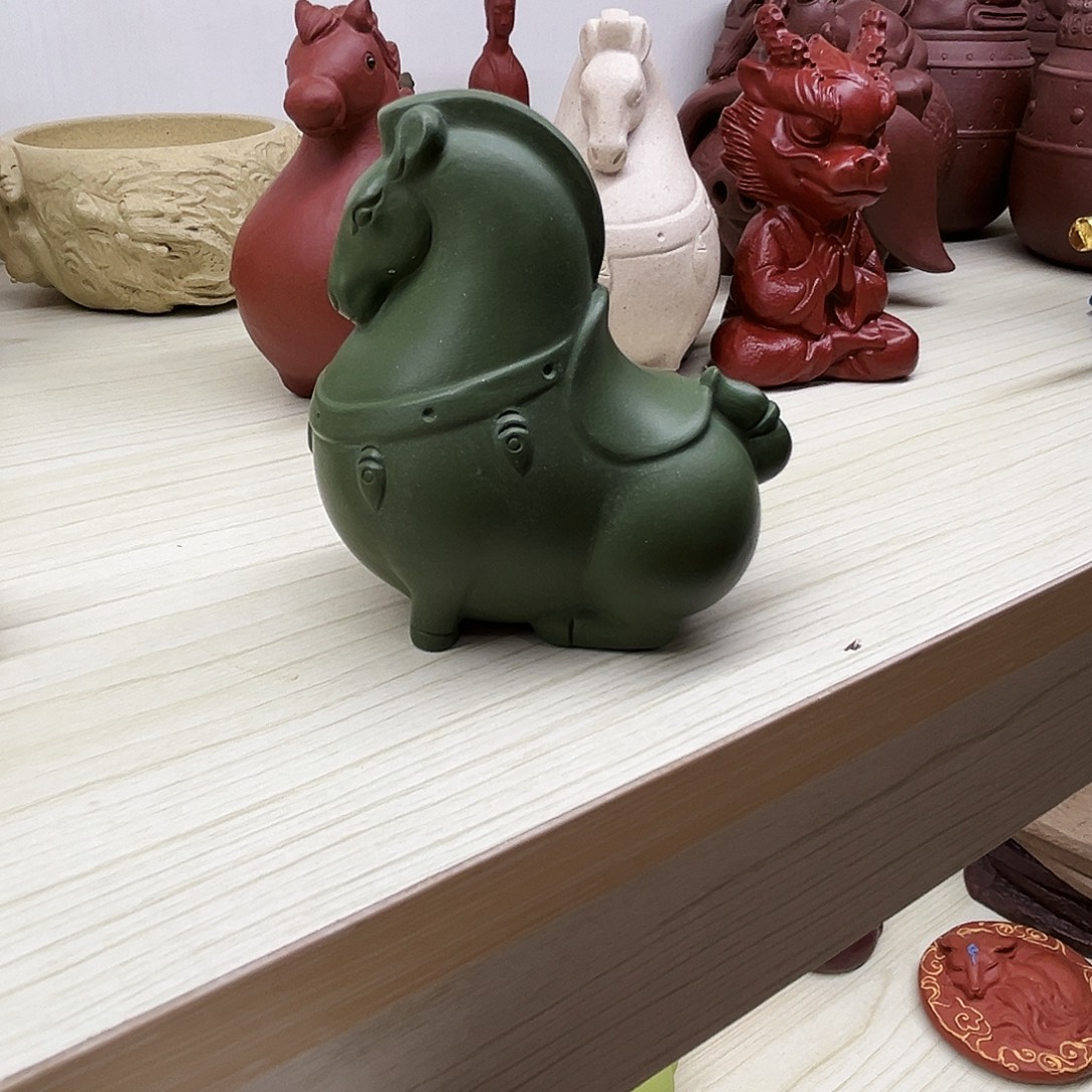 紫砂茶宠唐马绿泥！