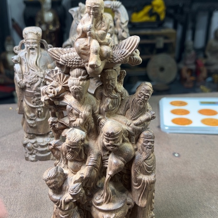 精品摆件工艺品等