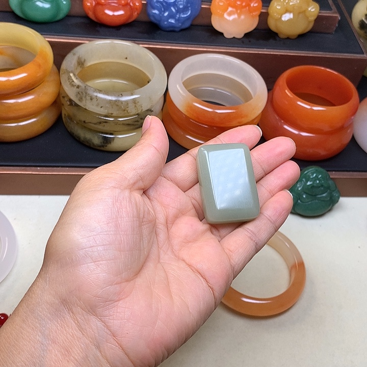 石英质玉未镶嵌手串
