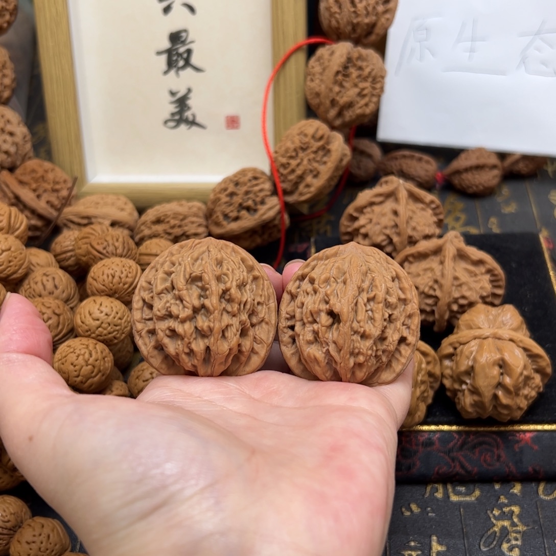 文玩核桃把件42麦虎