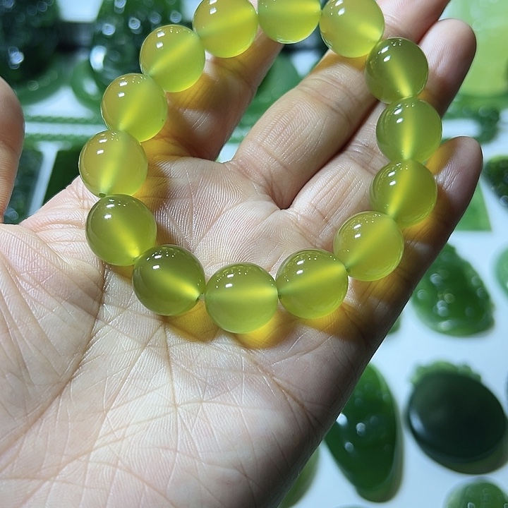 二***哥蛇纹石玉合金手链