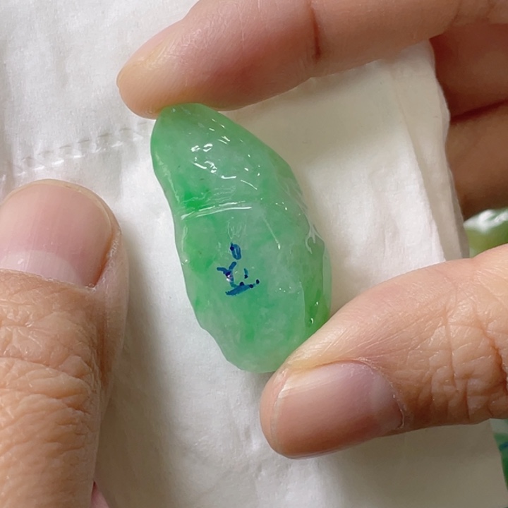 定制翡翠未镶嵌包工