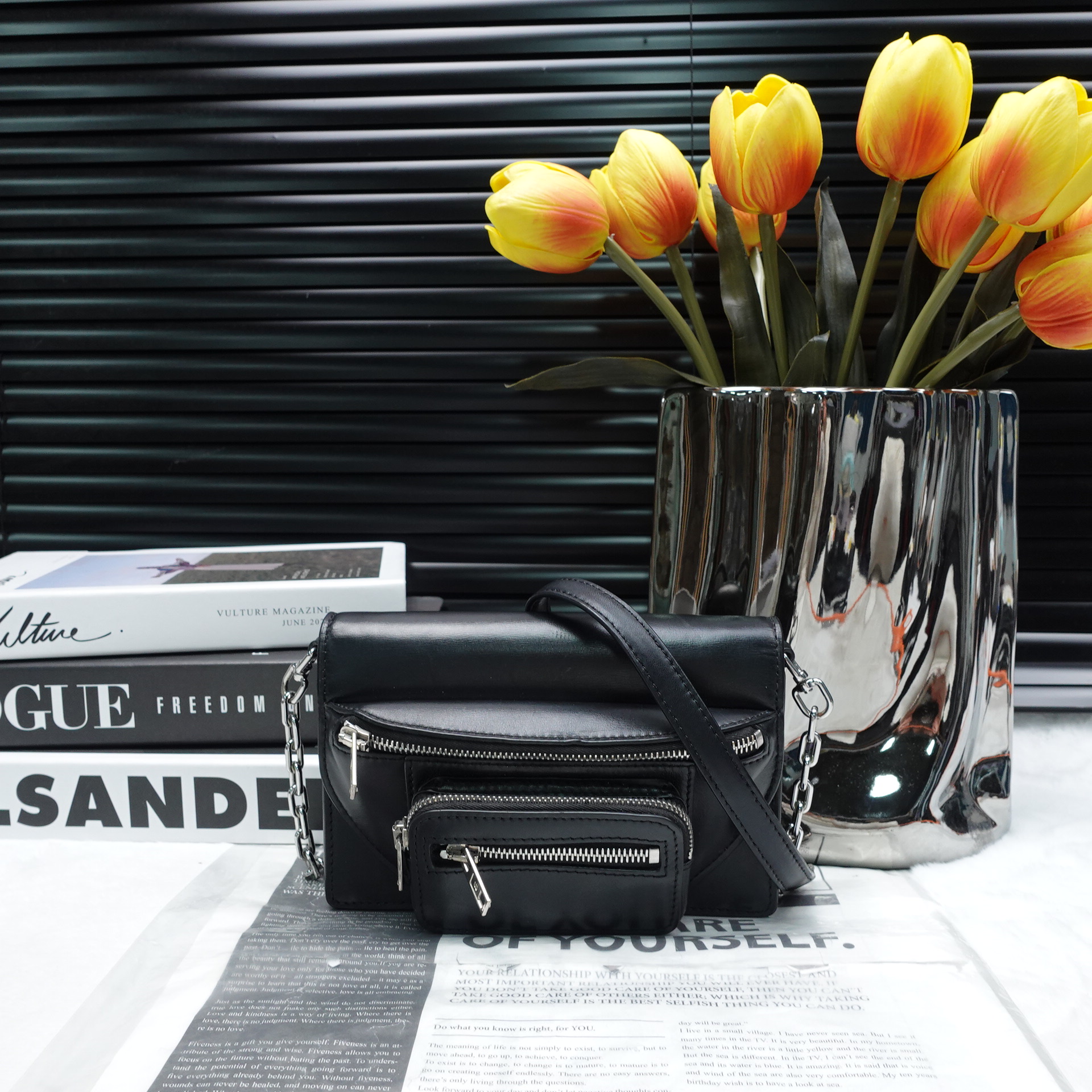 95新 Alexander McQueen/亚历山大·麦昆 单肩包/T20164985