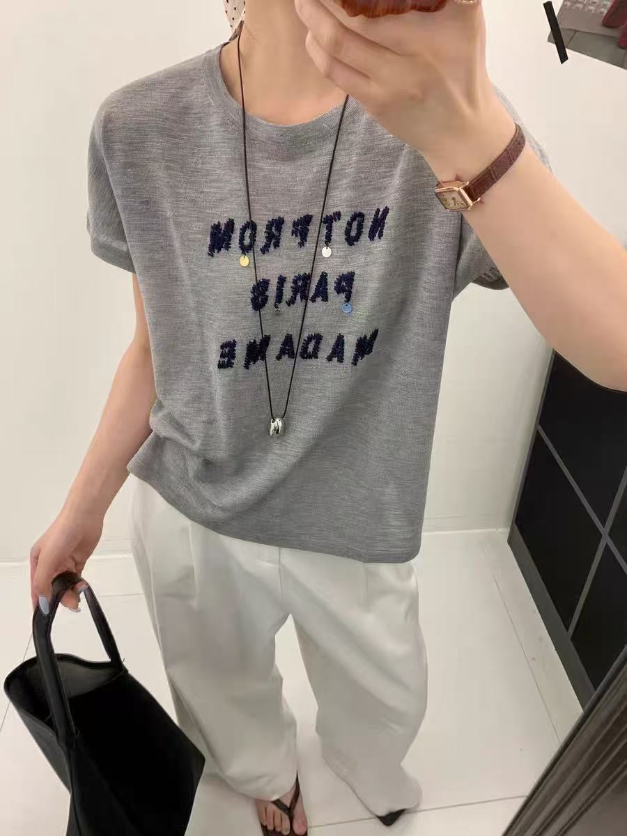 /彩片字母/新款圆领提花字母短袖针织百搭上衣衣长56胸围53 95203