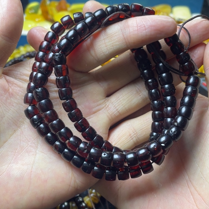 琥珀珠宝奇石未镶嵌