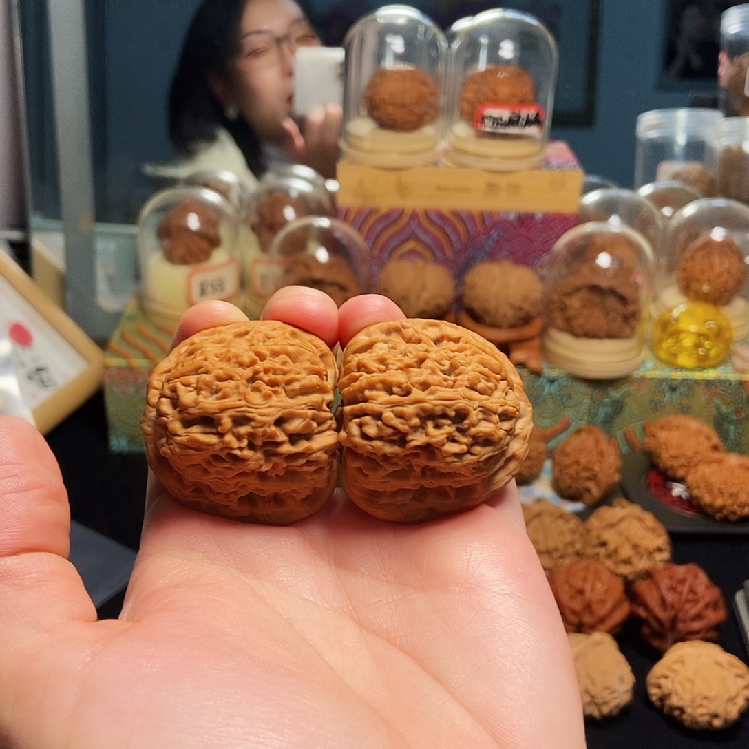 水***水吊坠猴头核桃南疆石全品48克