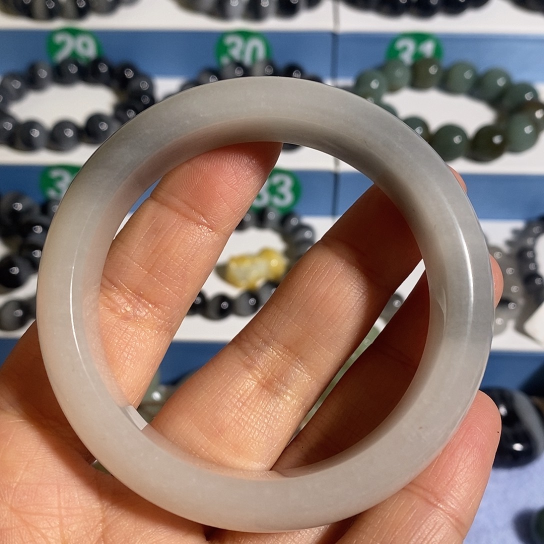 石英质玉未镶嵌手链