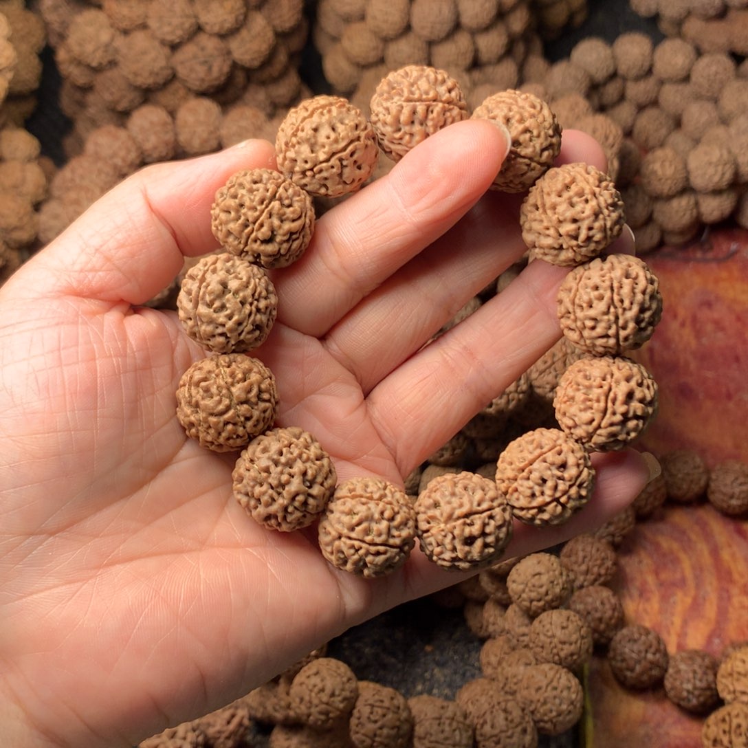 手串金刚菩提6瓣卡19 编号29