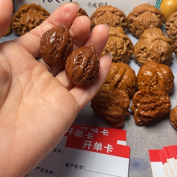 吊坠文玩核桃秋子