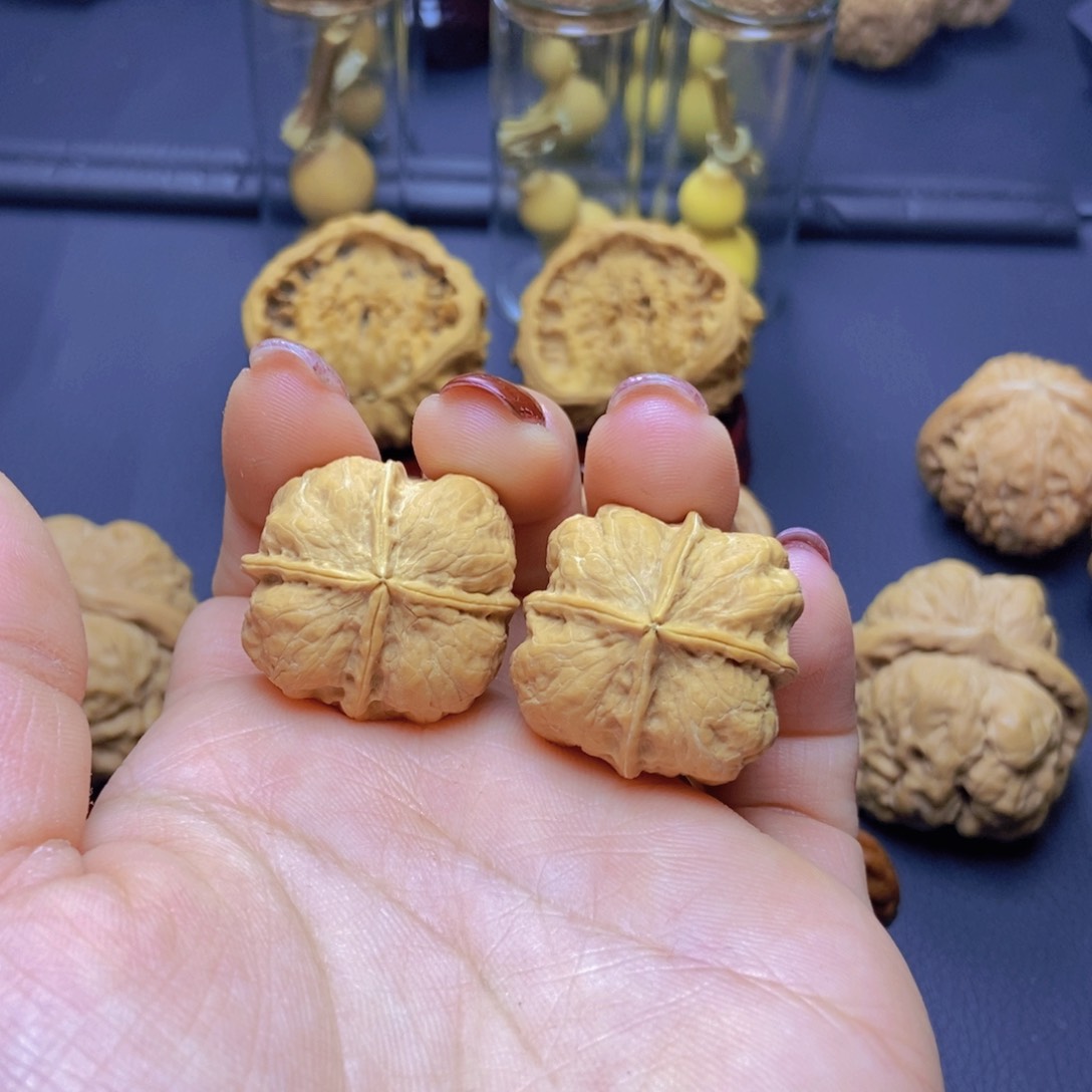 文玩核桃吊坠福利小四棱