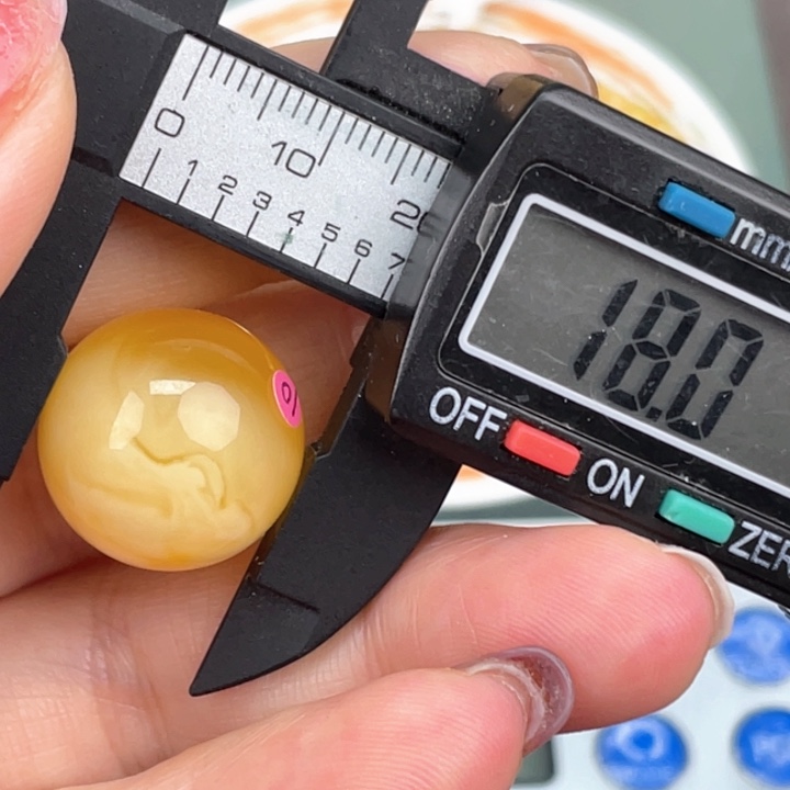 琥珀裸石未镶嵌微瑕607