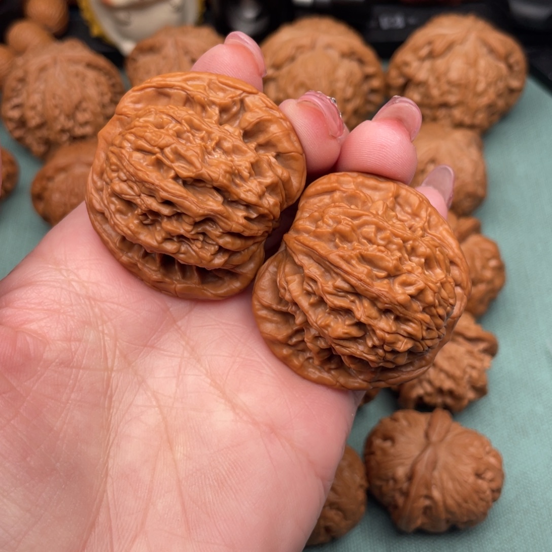 旺***斌文玩核桃把件全品麦穗虎头43