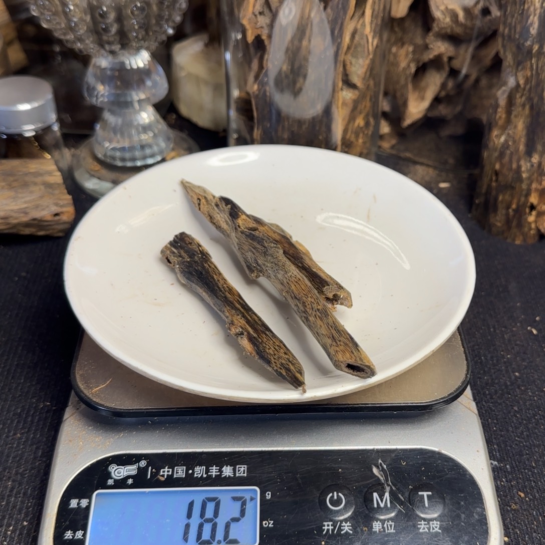 沉香沉香碎屑棋楠沉香18克