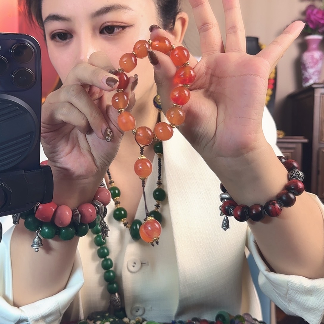 琉璃DIY老琉璃的故事是什么啊哈哈