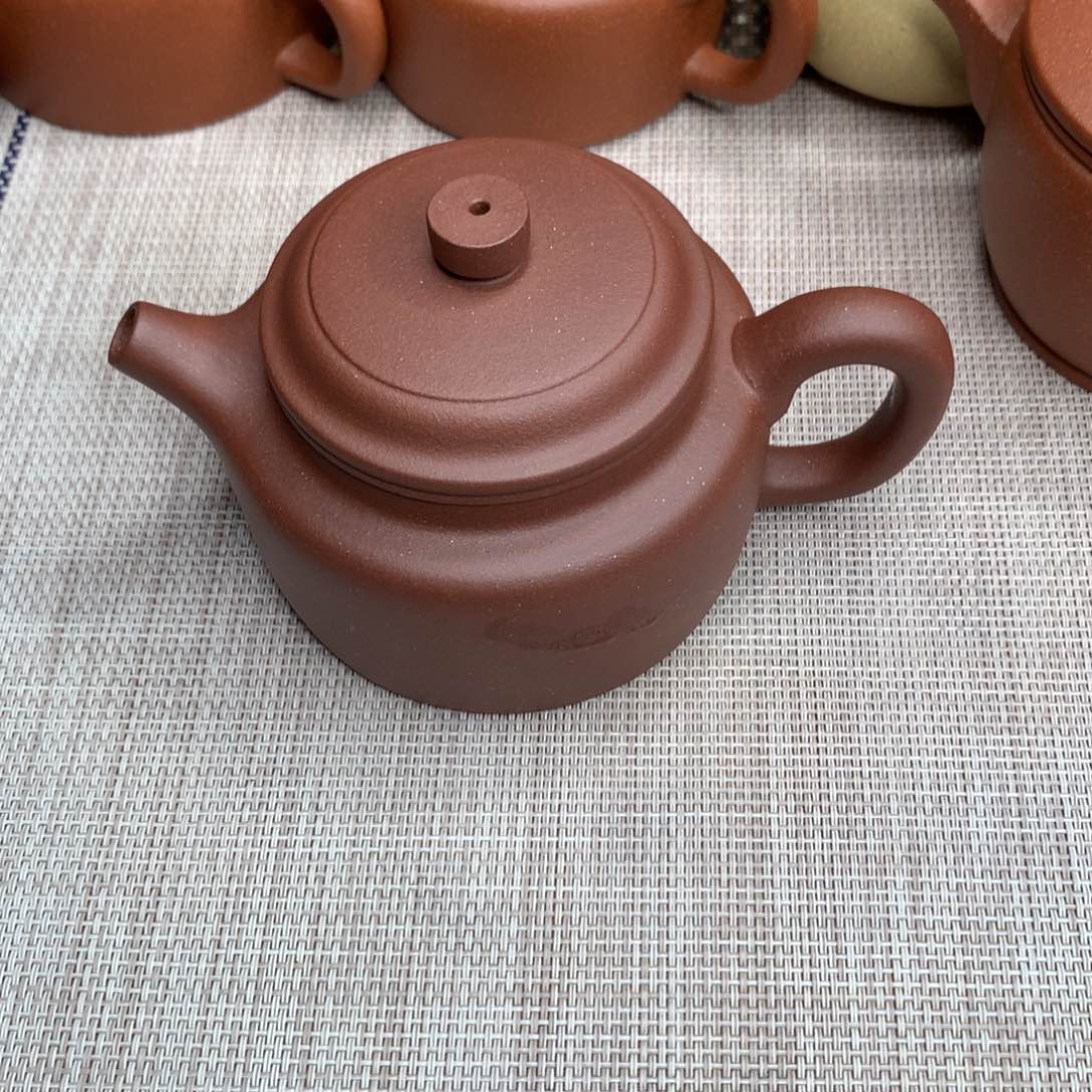 茶壶紫砂300CC左右