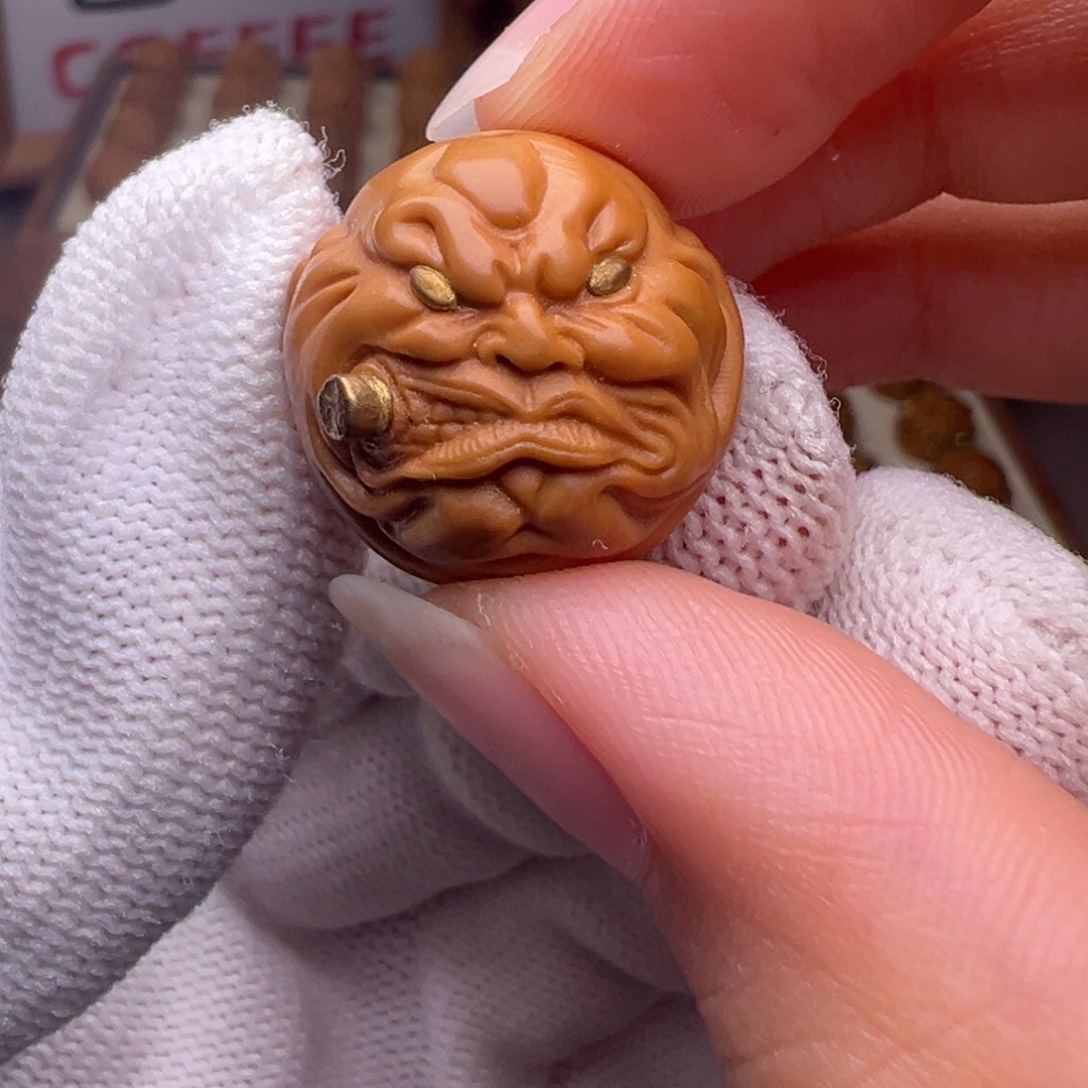 把件猴头核桃镶嵌款烟鬼全品有正常封口线