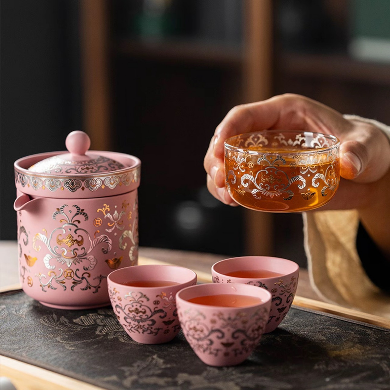 [墨池]掐丝缠枝莲粉泥手抓快客杯652