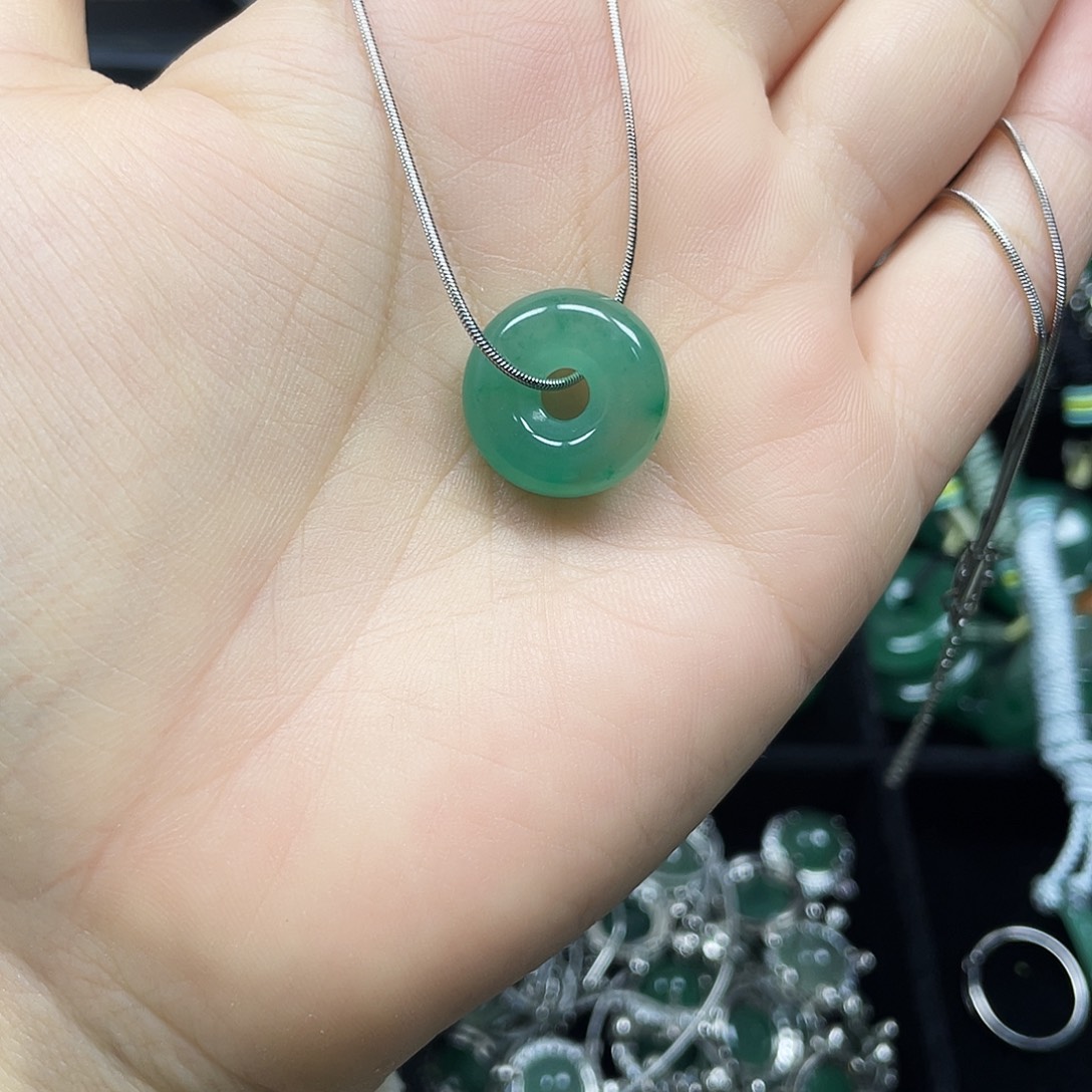 石英质玉未镶嵌吊坠(不含链)