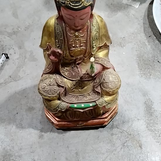 天***客黄色的装饰品摆件