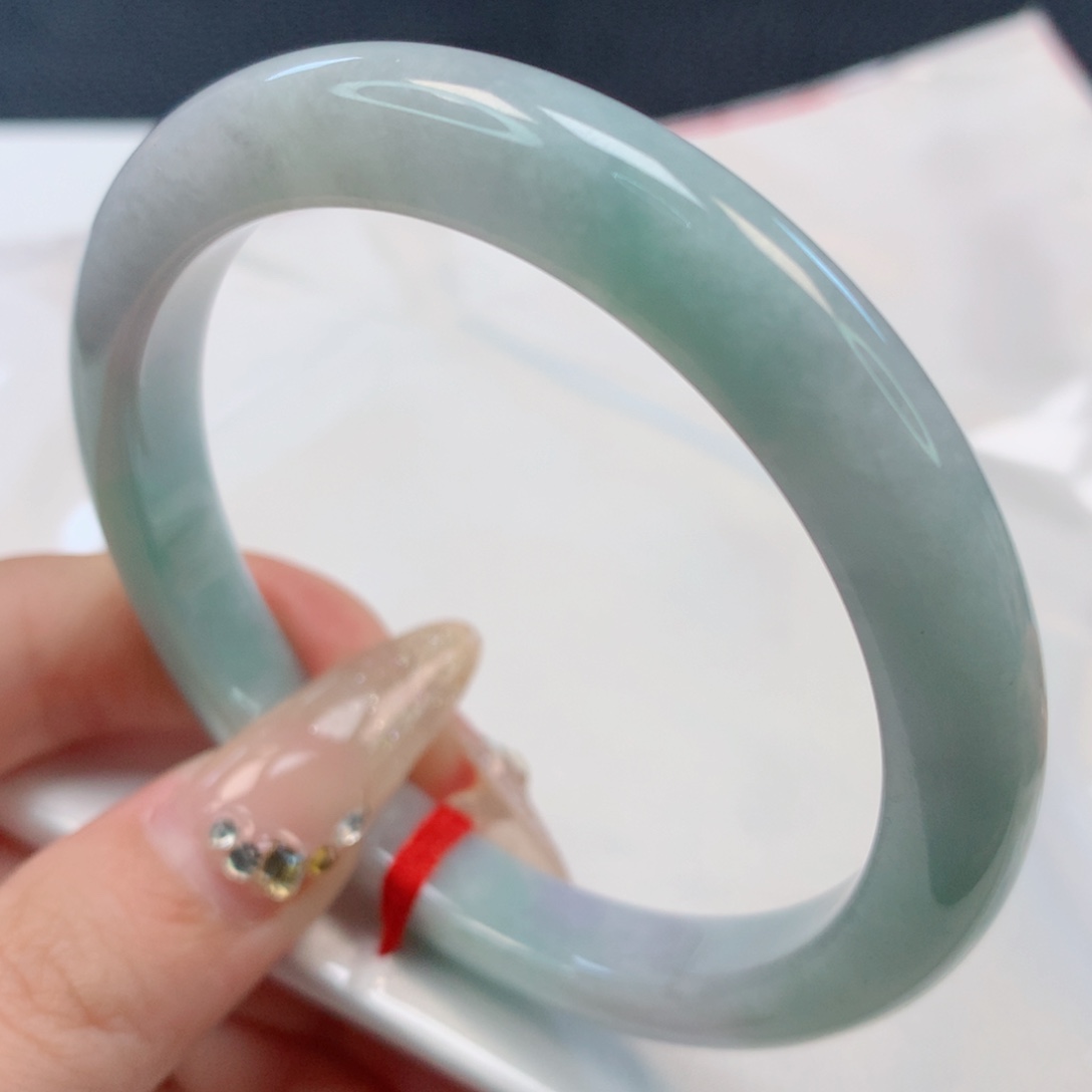 【闪购商品】翡翠手镯未镶嵌56+圈