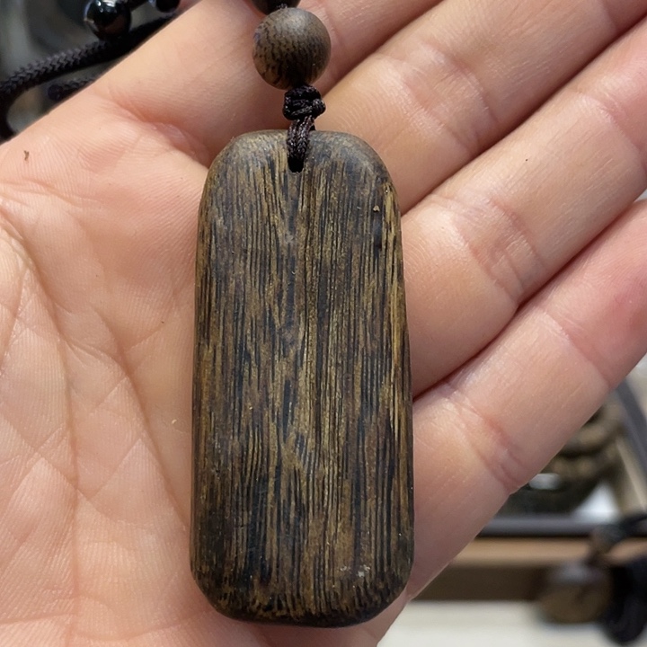 沉香吊坠奇楠挂件红油老料