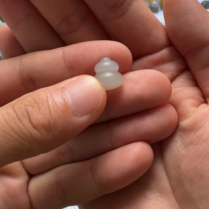 喜***钱颈饰未镶嵌和田玉