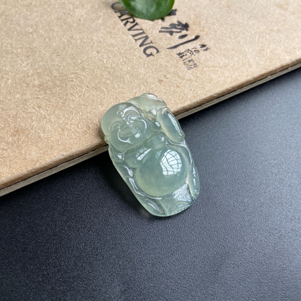 《逍遥佛公》天然缅甸翡翠A货吊坠雕刻精雕气质