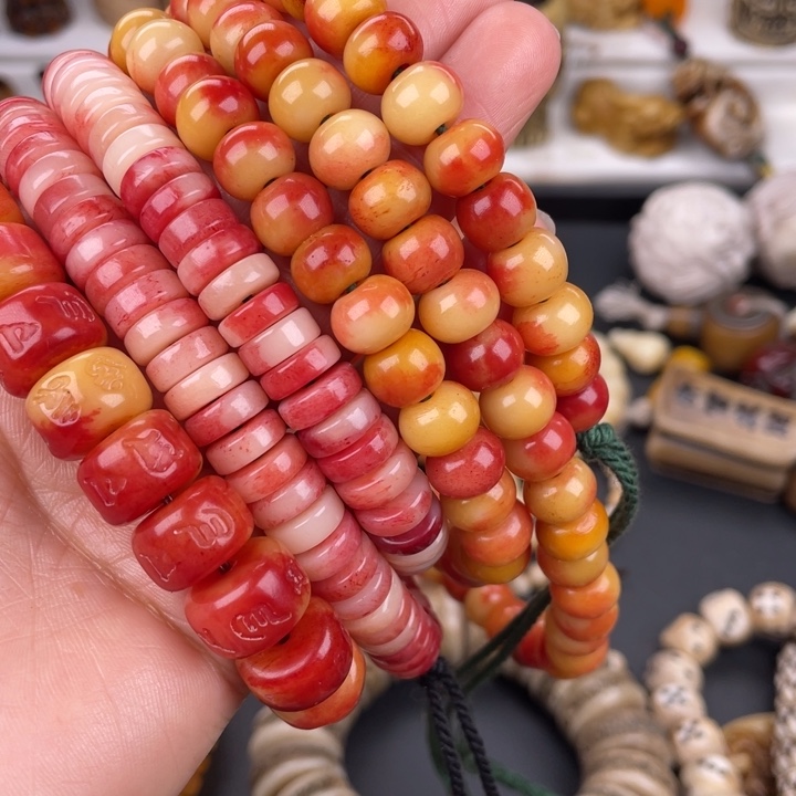 驼骨其他闫**宠骆驼骨雕刻