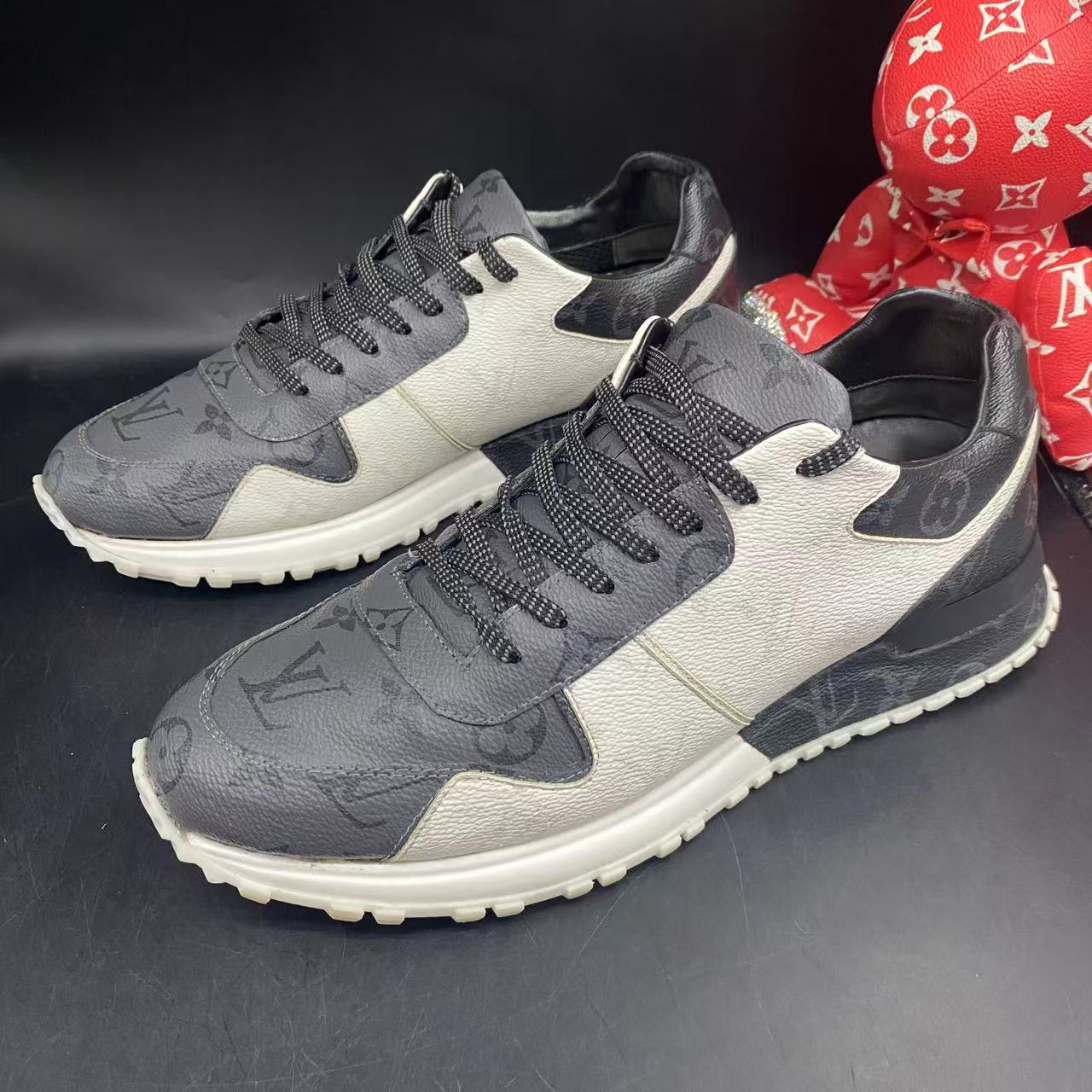95新 LouisVuitton/路易威登 黑白灰三色老花运动鞋多码数