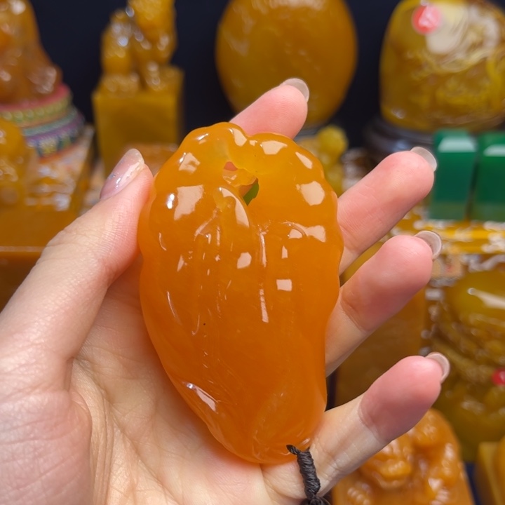 田黄石黄****馆题材：工艺品